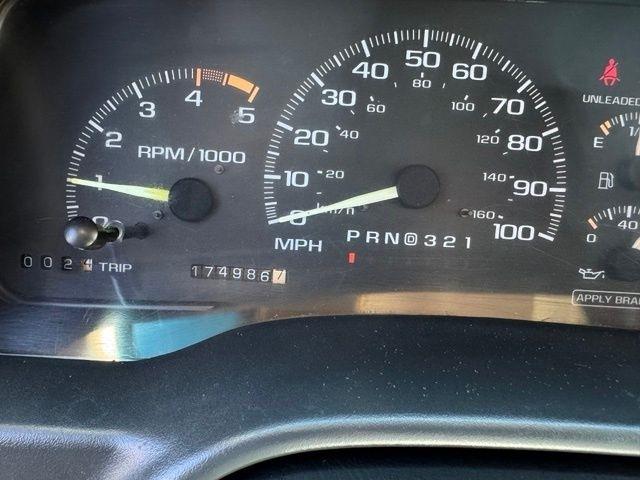 GMC Suburban 2500 4WD 1995