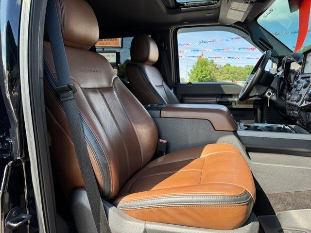 Ford Super Duty F-350 SRW 4WD Crew Cab 156" King Ranch 2016