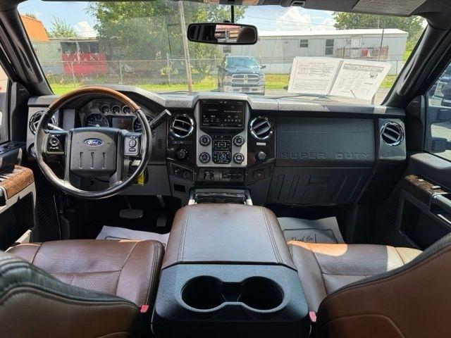 Ford Super Duty F-350 SRW 4WD Crew Cab 156" King Ranch 2015
