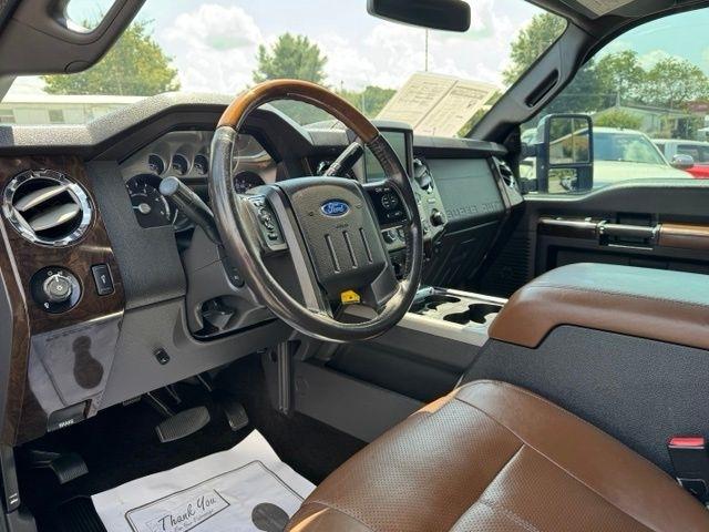 Ford Super Duty F-350 SRW 4WD Crew Cab 156" King Ranch 2015