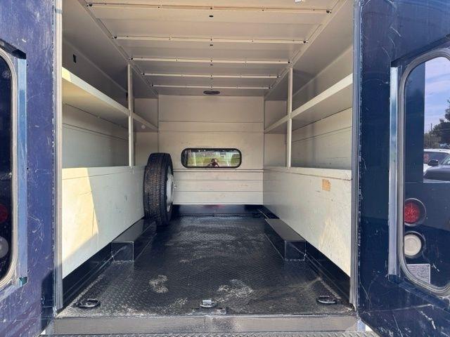 Ford Super Duty F-450 DRW 4WD Crew Cab 176" WB 60" CA Lariat 2013