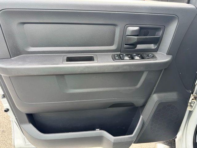 RAM 2500 4WD Crew Cab 149" ST 2012