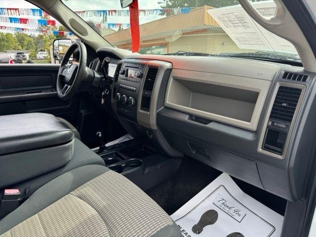 RAM 2500 4WD Crew Cab 149" ST 2012