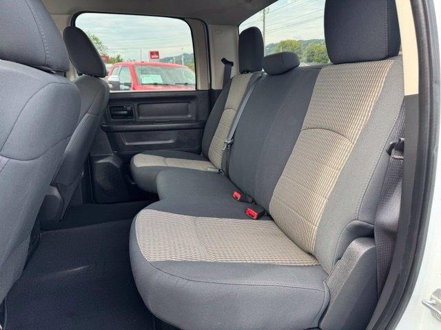 RAM 2500 4WD Crew Cab 149" ST 2012
