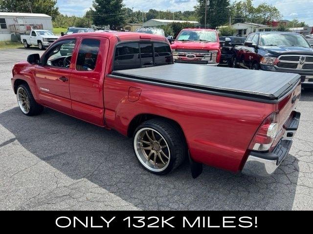 Toyota Tacoma 2WD Access Cab I4 MT (Natl) 2012