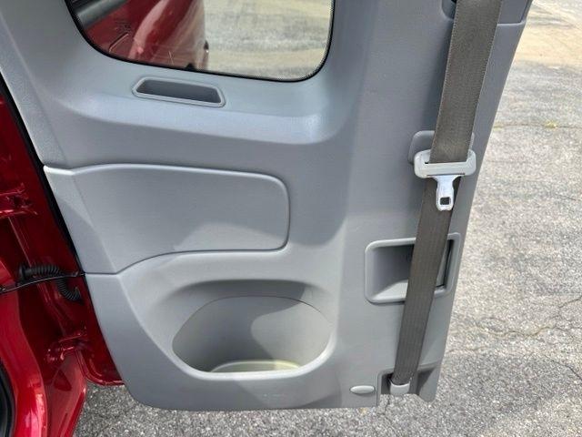 Toyota Tacoma 2WD Access Cab I4 MT (Natl) 2012