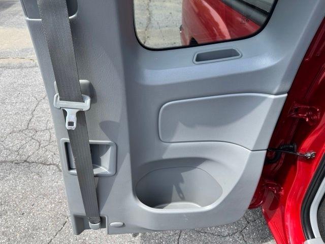 Toyota Tacoma 2WD Access Cab I4 MT (Natl) 2012