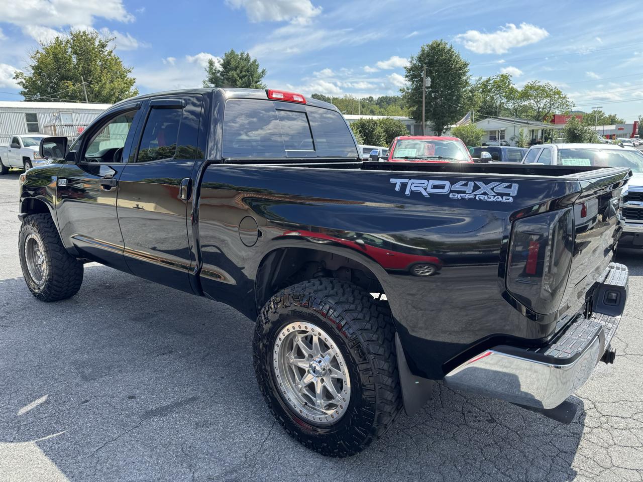 Toyota Tundra 4WD Truck Double Cab 5.7L V8 6-Spd AT TRD Pro (Natl) 2015
