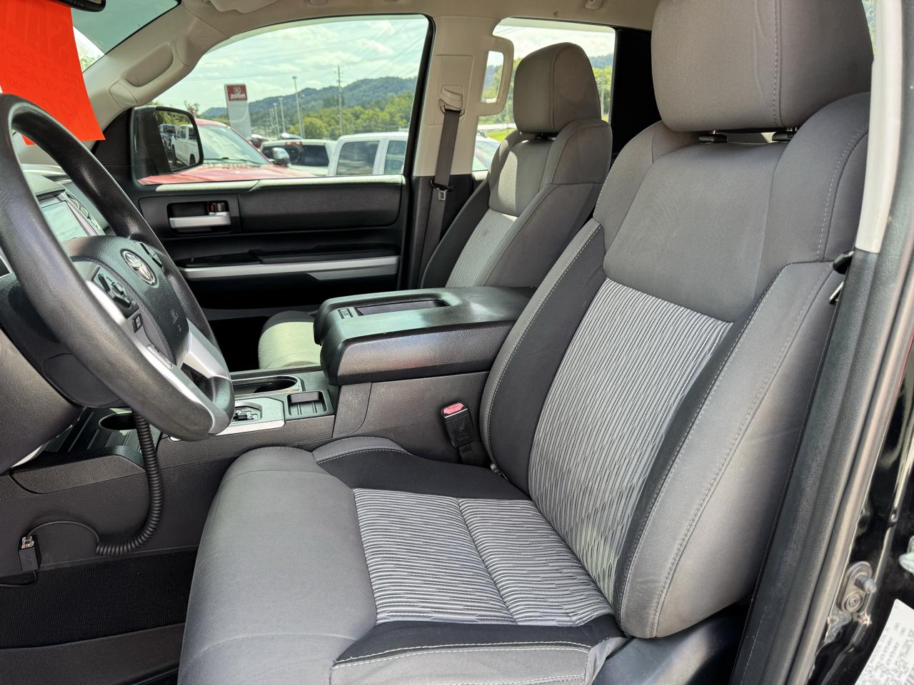 Toyota Tundra 4WD Truck Double Cab 5.7L V8 6-Spd AT TRD Pro (Natl) 2015