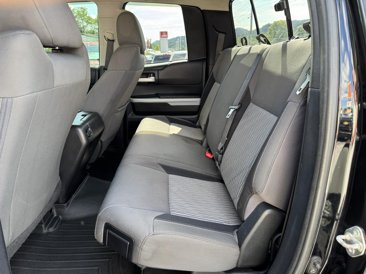 Toyota Tundra 4WD Truck Double Cab 5.7L V8 6-Spd AT TRD Pro (Natl) 2015
