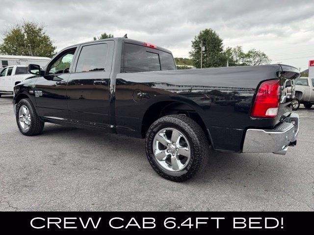 RAM 1500 Classic Big Horn 4x4 Crew Cab 6'4" Box 2019