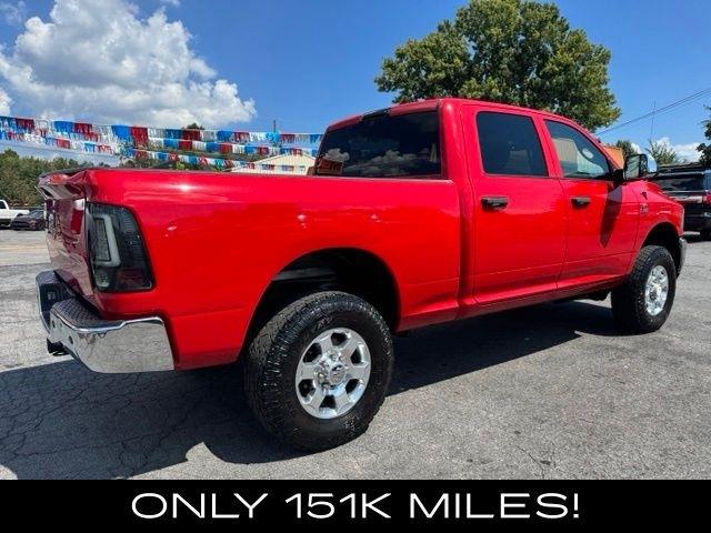 RAM 2500 Tradesman 4x4 Crew Cab 6'4" Box 2017
