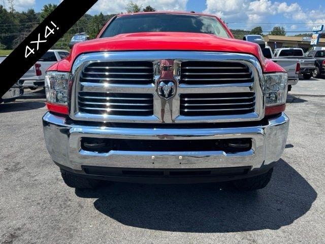 RAM 2500 Tradesman 4x4 Crew Cab 6'4" Box 2017