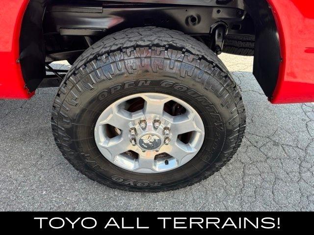RAM 2500 Tradesman 4x4 Crew Cab 6'4" Box 2017