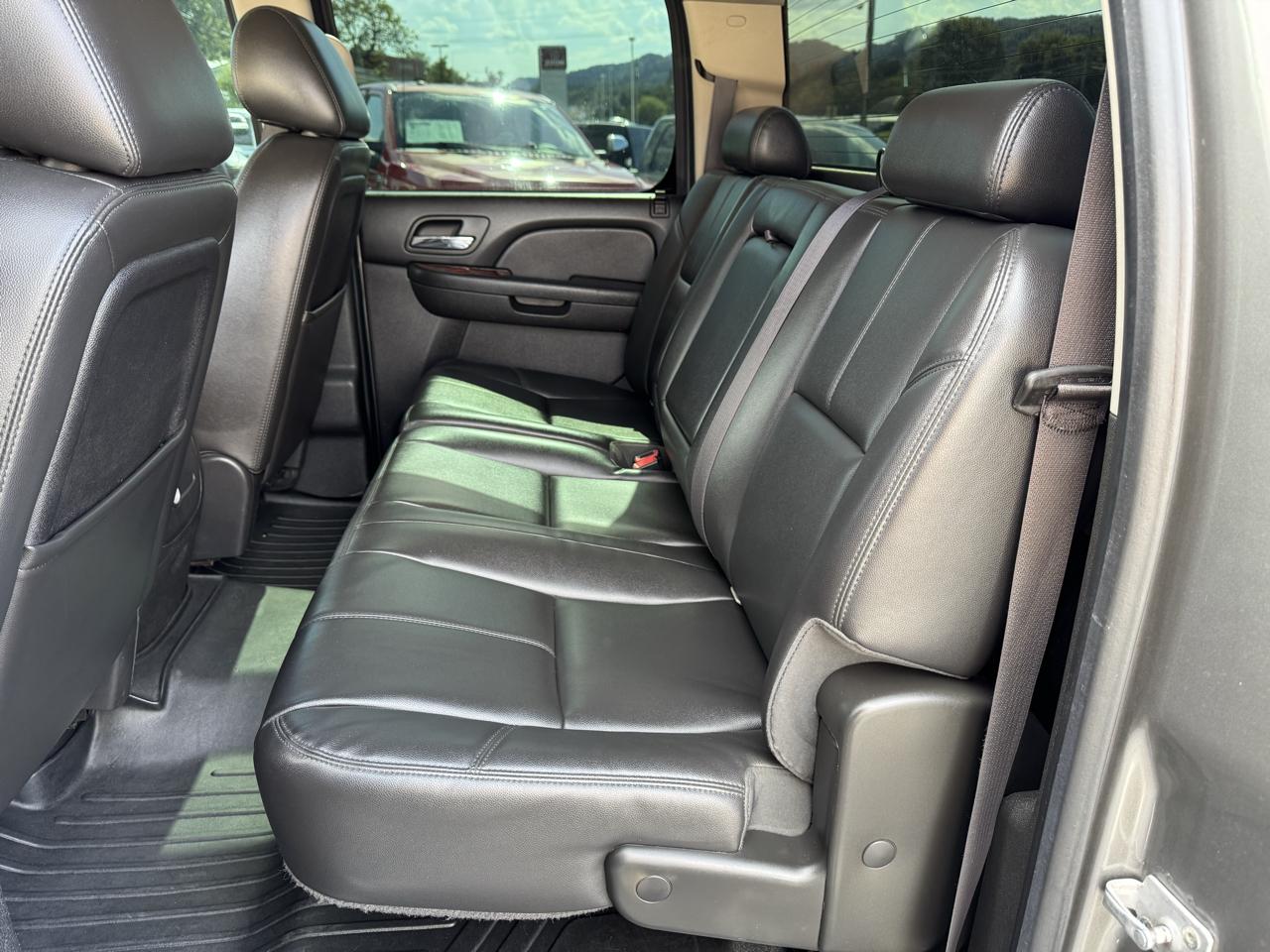 GMC Sierra 2500HD 4WD Crew Cab 153.7" SLT 2013