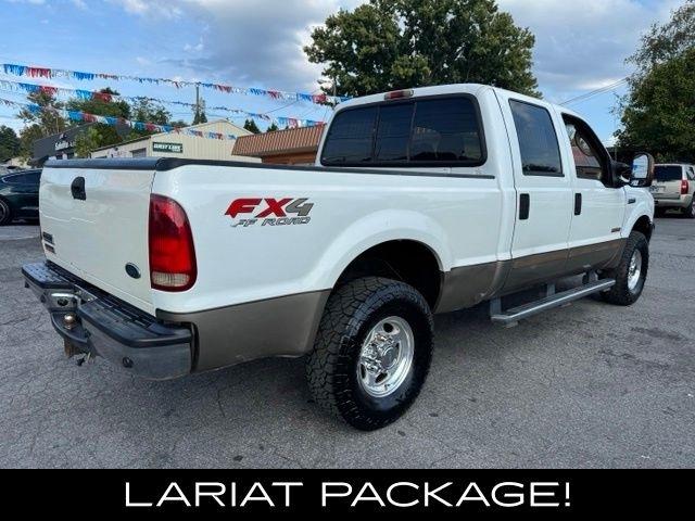 Ford Super Duty F-250 Crew Cab 156" Lariat 4WD 2004
