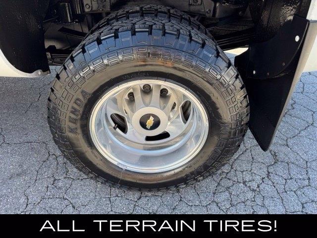 Chevrolet Silverado 3500HD 4WD Crew Cab 167.7" LTZ 2012