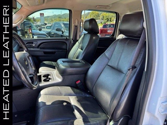 Chevrolet Silverado 3500HD 4WD Crew Cab 167.7" LTZ 2012
