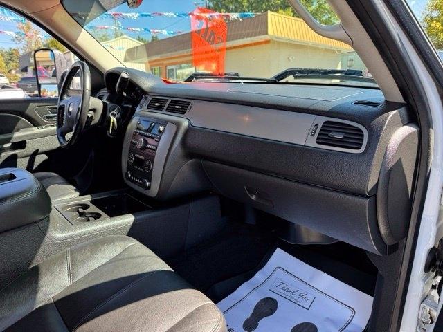Chevrolet Silverado 3500HD 4WD Crew Cab 167.7" LTZ 2012