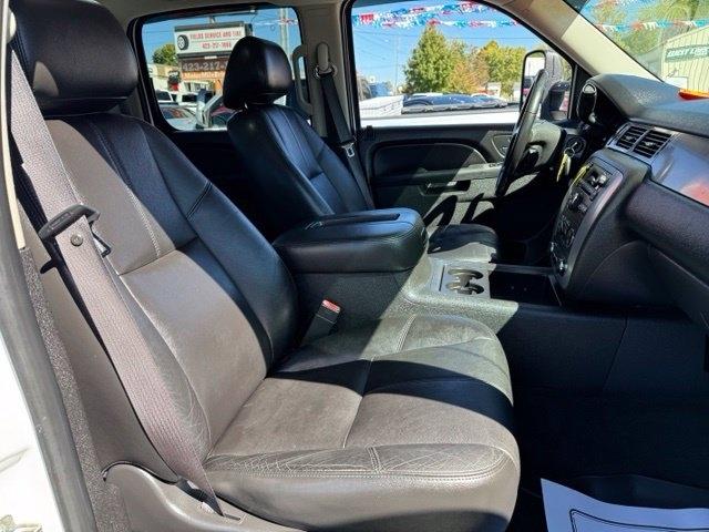 Chevrolet Silverado 3500HD 4WD Crew Cab 167.7" LTZ 2012