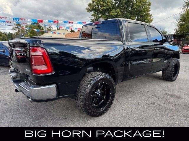 RAM 1500 Big Horn 4x4 Crew Cab 5'7" Box 2020