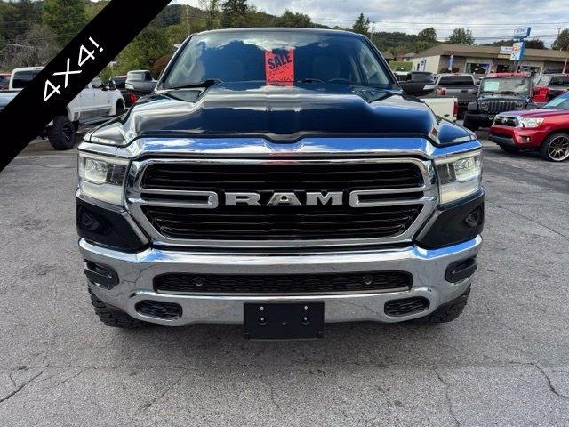 RAM 1500 Big Horn 4x4 Crew Cab 5'7" Box 2020
