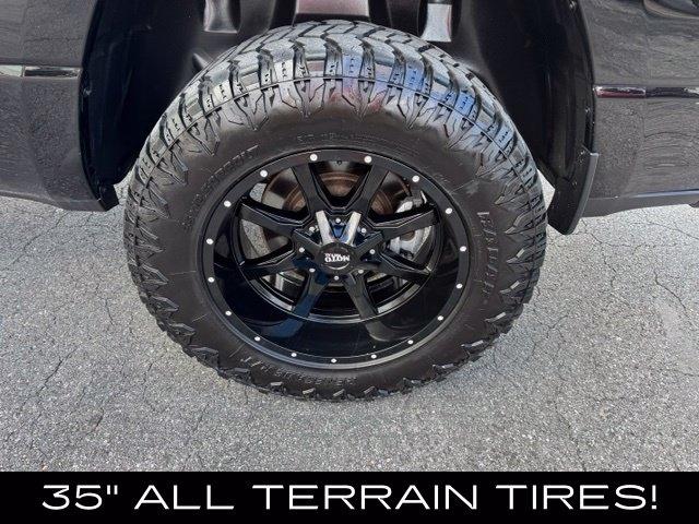 RAM 1500 Big Horn 4x4 Crew Cab 5'7" Box 2020