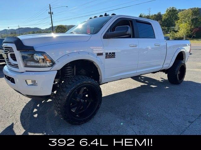 RAM 2500 Laramie 4x4 Mega Cab 6'4" Box 2018