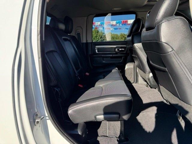RAM 2500 Laramie 4x4 Mega Cab 6'4" Box 2018