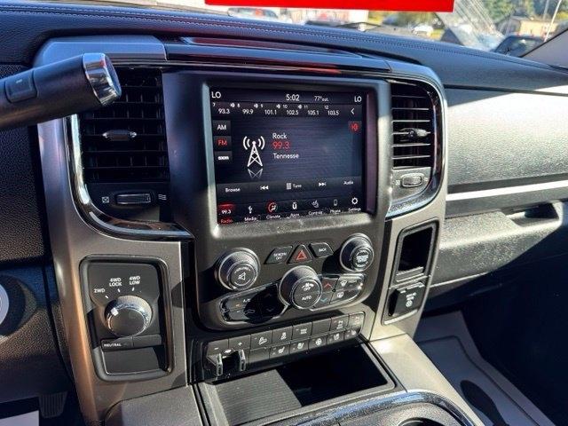 RAM 2500 Laramie 4x4 Mega Cab 6'4" Box 2018