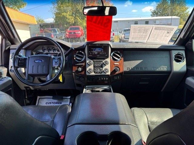 Ford Super Duty F-250 SRW Lariat 4WD Crew Cab 6.75' Box 2016