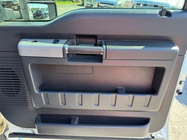 Ford Super Duty F-250 SRW Lariat 4WD Crew Cab 6.75' Box 2016