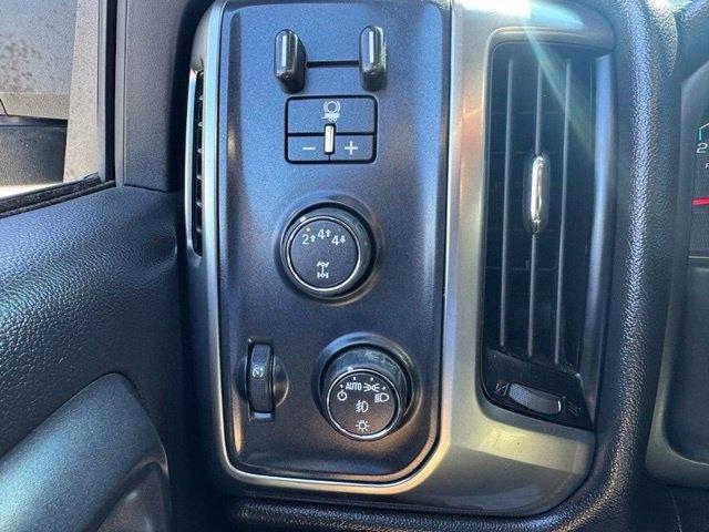 Chevrolet Silverado 2500HD 4WD Crew Cab 153.7" LT 2017
