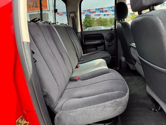 Dodge Ram 3500 4dr Quad Cab 160" WB DRW SLT 4WD 2004