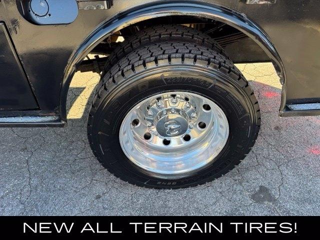 RAM 4500 Chassis Cab Tradesman 4x4 Crew Cab 60" CA 173.4" WB 2023