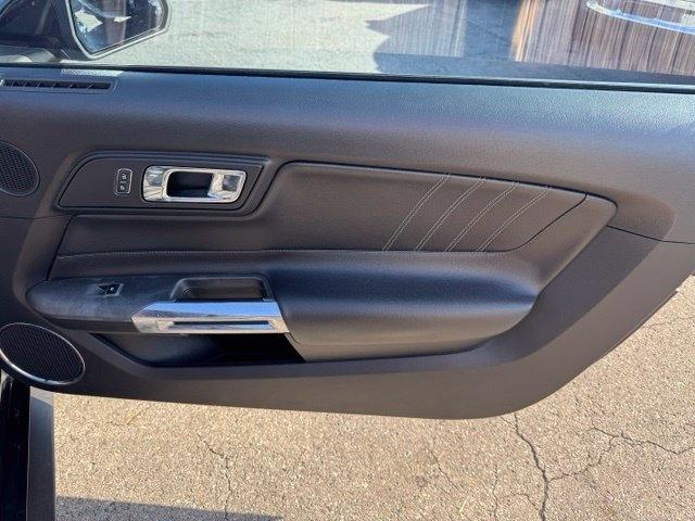 Ford Mustang 2dr Fastback GT Premium 2016