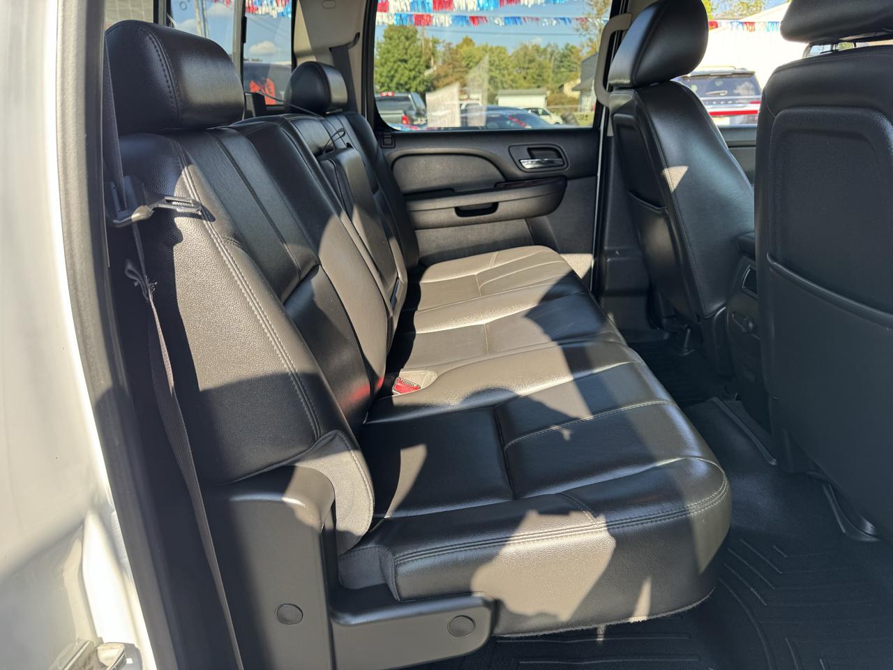 GMC Sierra 3500HD 4WD Crew Cab 167.7" SLT 2012