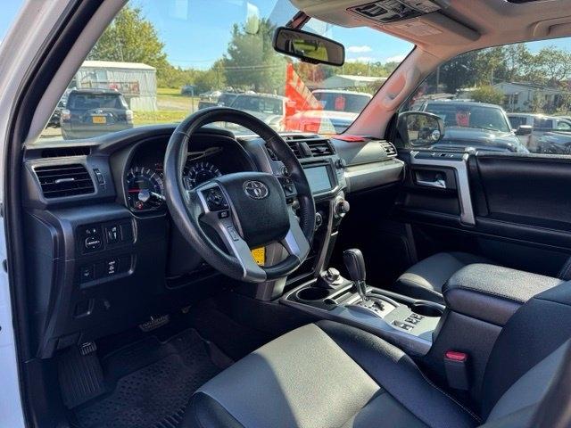 Toyota 4Runner 4WD 4dr V6 SR5 Premium (Natl) 2016