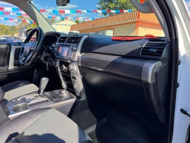 Toyota 4Runner 4WD 4dr V6 SR5 Premium (Natl) 2016