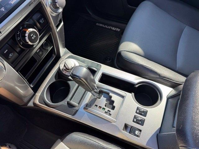Toyota 4Runner 4WD 4dr V6 SR5 Premium (Natl) 2016
