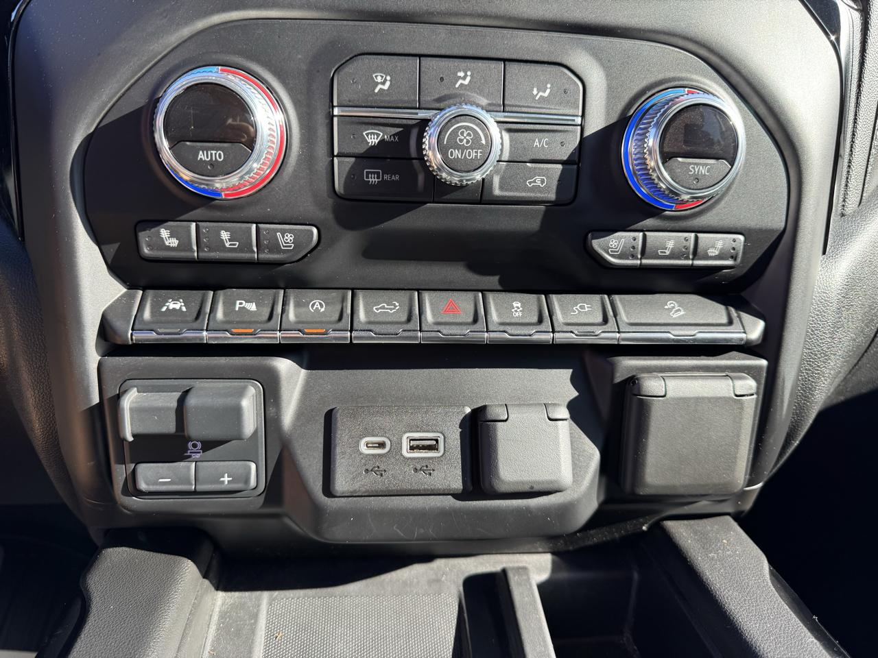GMC Sierra 1500 4WD Crew Cab 147" SLT 2020