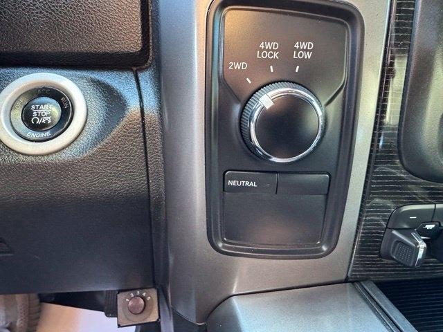 RAM 2500 4WD Crew Cab 149" Longhorn Limited 2016