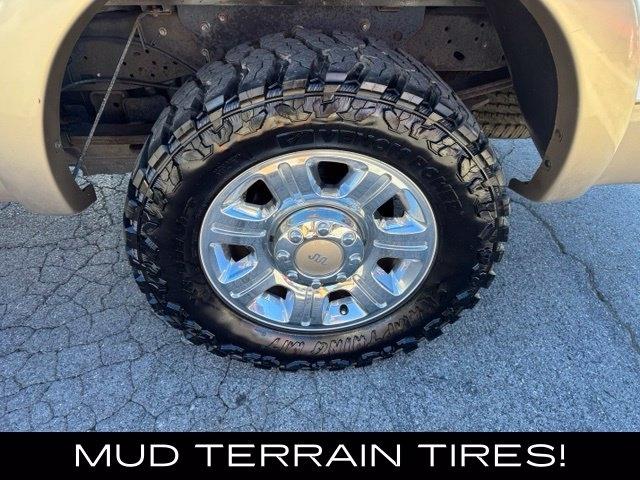 Ford Super Duty F-250 SRW 4WD Crew Cab 156" Lariat 2011