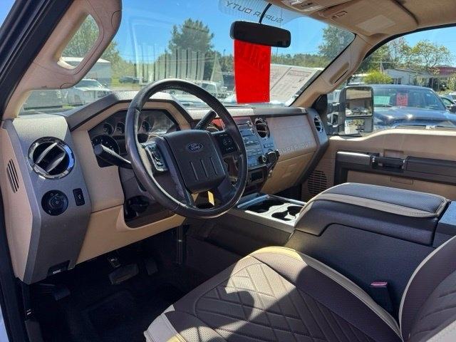 Ford Super Duty F-250 SRW 4WD Crew Cab 156" Lariat 2011