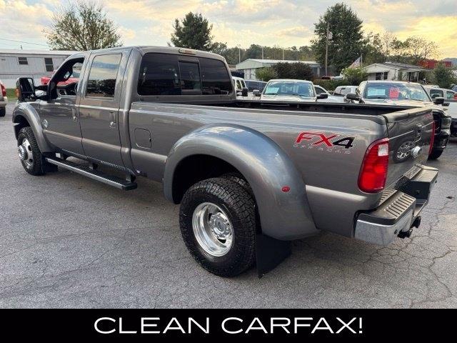 Ford Super Duty F-450 DRW Lariat 4WD Crew Cab 8' Box 2014