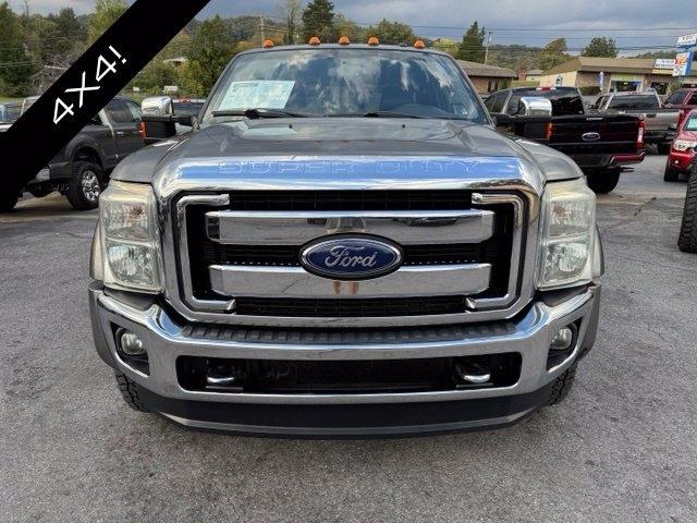 Ford Super Duty F-450 DRW Lariat 4WD Crew Cab 8' Box 2014