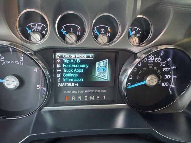 Ford Super Duty F-450 DRW Lariat 4WD Crew Cab 8' Box 2014