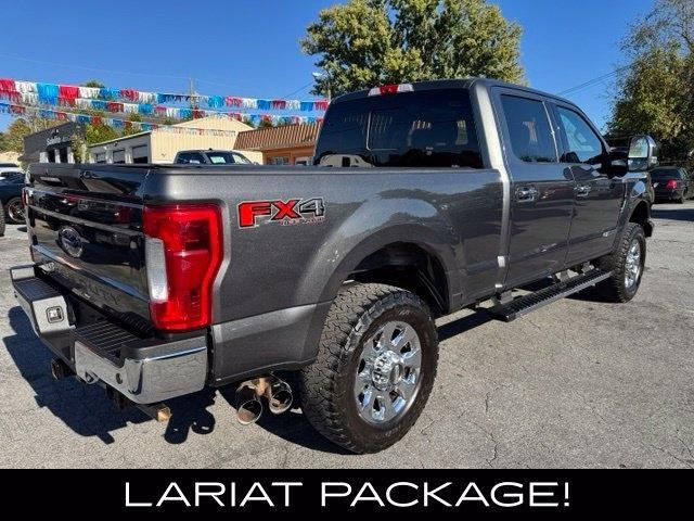 Ford Super Duty F-350 SRW Lariat 4WD Crew Cab 6.75' Box 2018