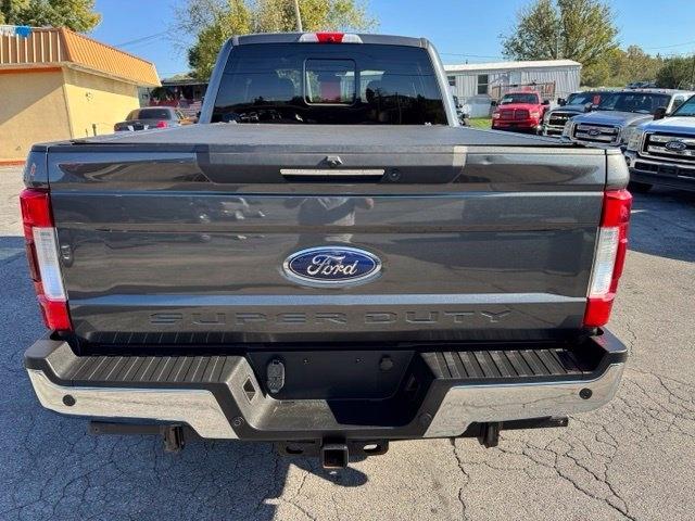 Ford Super Duty F-350 SRW Lariat 4WD Crew Cab 6.75' Box 2018