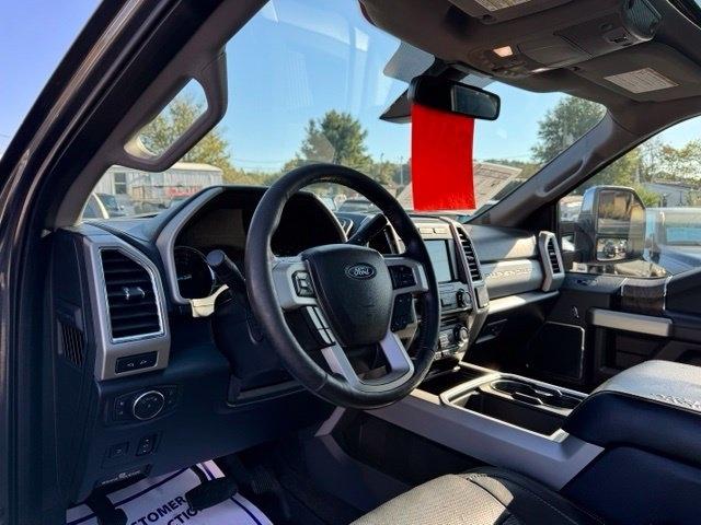 Ford Super Duty F-350 SRW Lariat 4WD Crew Cab 6.75' Box 2018